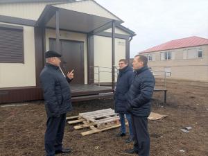 Модернизация первичного звена: проверить качество возведенных в Тамалинском районе модульных ФАПов приехал Вячеслав Космачев